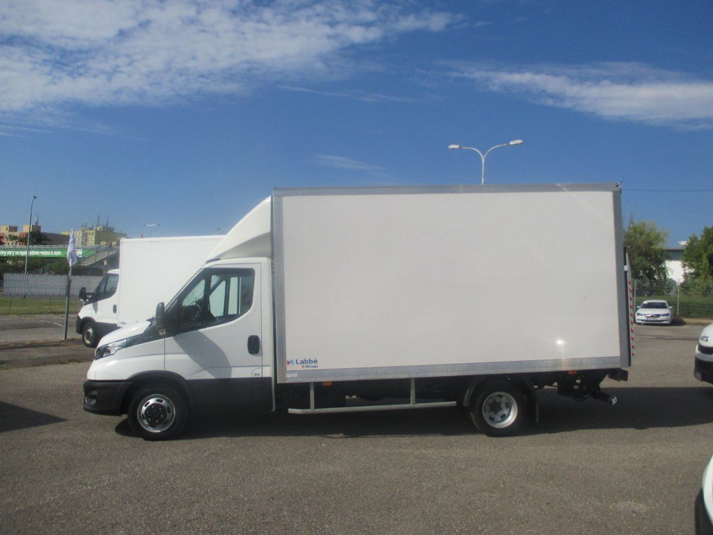 Fourgon grand volume Iveco Daily 35C16: photos 8