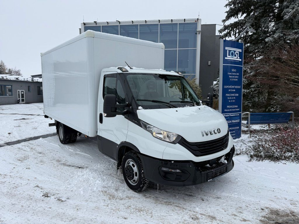 Iveco Daily 35C16 - Fourgon grand volume: photos 2 Iveco Daily 35C16 - Fourgon grand volume: photos 2