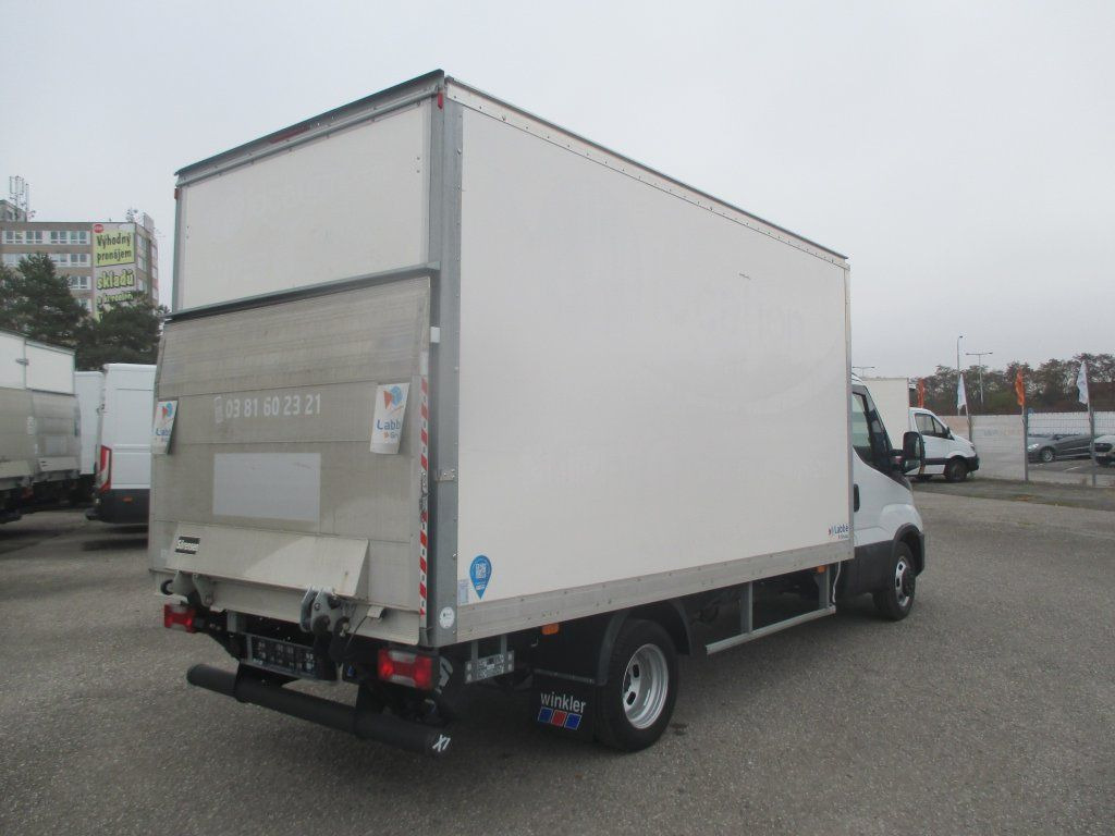 Iveco Daily 35C16 - Fourgon grand volume: photos 5 Iveco Daily 35C16 - Fourgon grand volume: photos 5