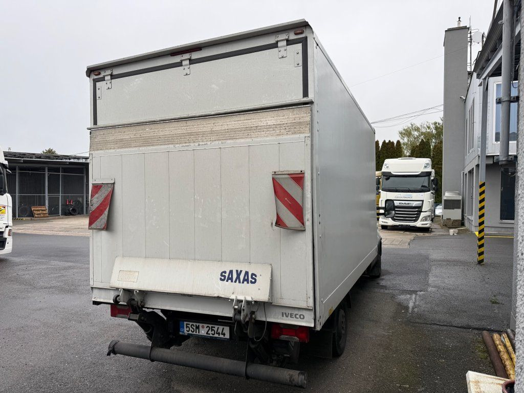 Iveco Daily 35S16 mit LBW ENGINE DEFECT - Fourgon grand volume: photos 3 Iveco Daily 35S16 mit LBW ENGINE DEFECT - Fourgon grand volume: photos 3