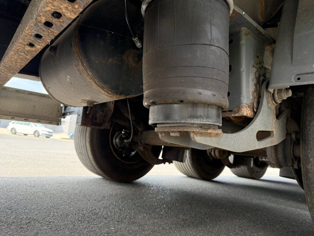 Krone SD MEGA/lowdeck - Semi-remorque rideaux coulissants: photos 4 Krone SD MEGA/lowdeck - Semi-remorque rideaux coulissants: photos 4