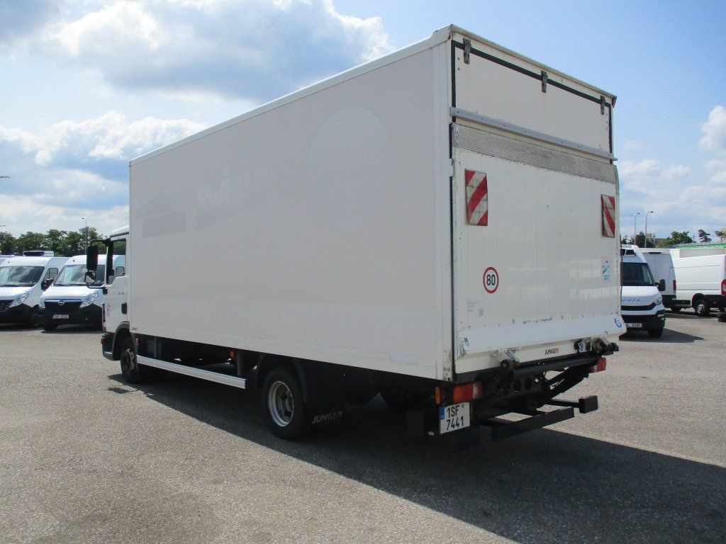 MAN TGL 7.180 - Fourgon grand volume: photos 5 MAN TGL 7.180 - Fourgon grand volume: photos 5