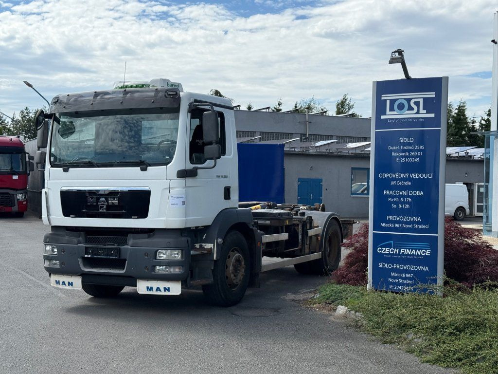 MAN TGM18.290 EURO 5 - Camion benne: photos 1 MAN TGM18.290 EURO 5 - Camion benne: photos 1