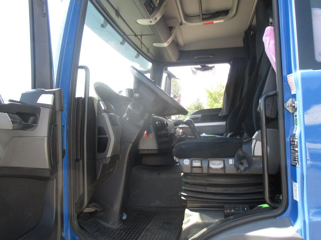 MAN TGS 26.440 6x2 - Camion fourgon: photos 5 MAN TGS 26.440 6x2 - Camion fourgon: photos 5