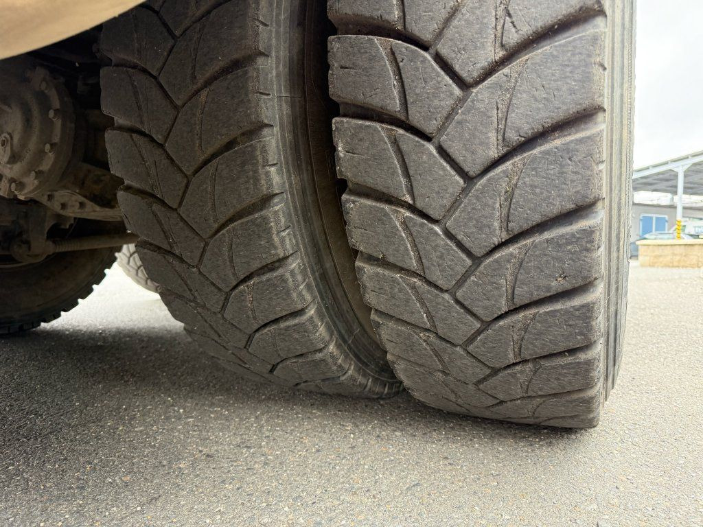 Camion benne Mercedes-Benz 3243 Arocs 8x4 S3 Euro 6: photos 13 Camion benne Mercedes-Benz 3243 Arocs 8x4 S3 Euro 6: photos 13