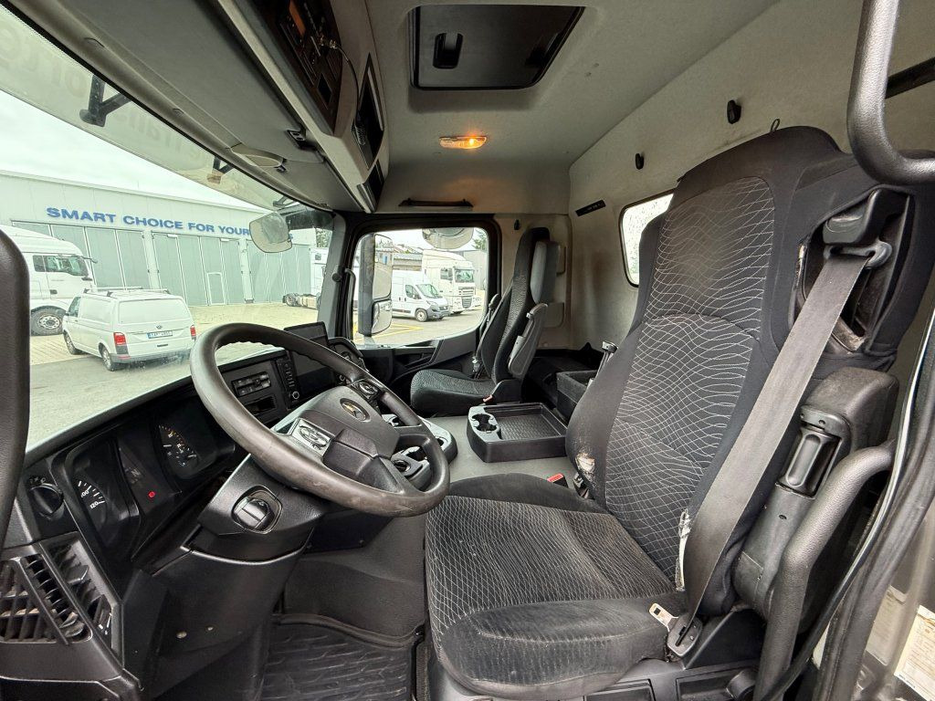 Camion benne Mercedes-Benz 3243 Arocs 8x4 S3 Euro 6: photos 17 Camion benne Mercedes-Benz 3243 Arocs 8x4 S3 Euro 6: photos 17