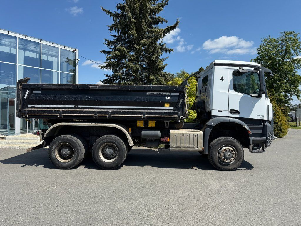 Mercedes-Benz 3343 Arocs 6x6 S3 EURO 6 - Camion benne: photos 4 Mercedes-Benz 3343 Arocs 6x6 S3 EURO 6 - Camion benne: photos 4