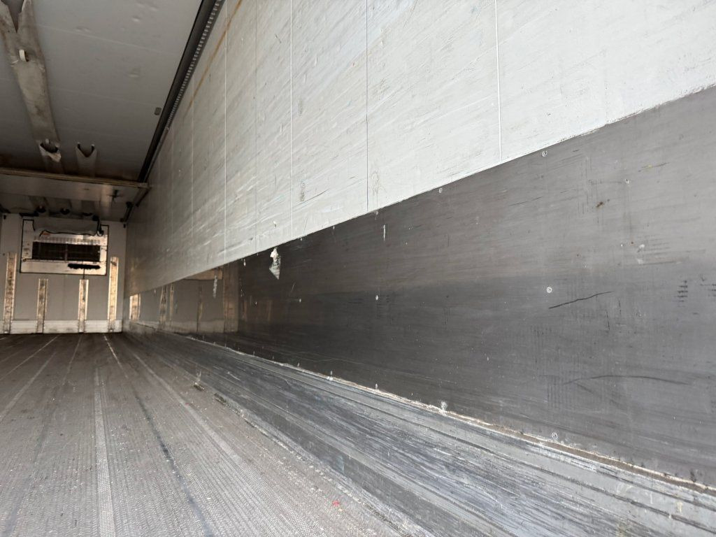 Semi-remorque fourgon Schmitz Cargobull Carrier Vector 1950 Bi-temp: photos 18 Semi-remorque fourgon Schmitz Cargobull Carrier Vector 1950 Bi-temp: photos 18