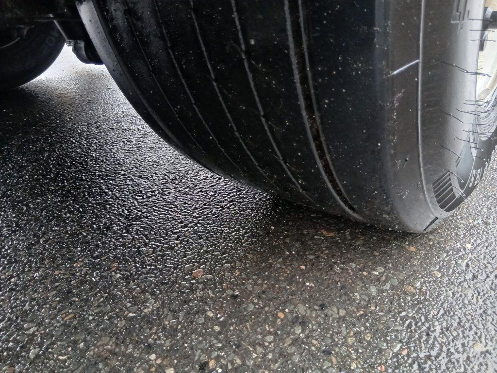 Semi-remorque rideaux coulissants Schwarzmüller MEGA/lowdeck: photos 13