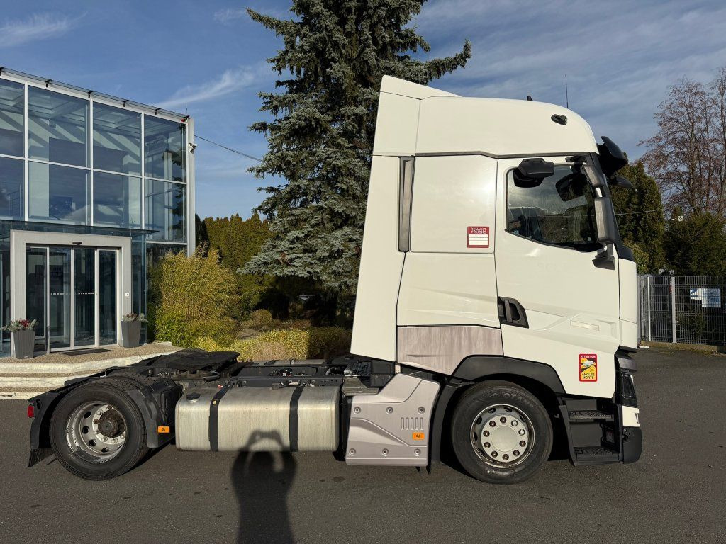 Renault T460 EURO 6 MEGA/lowdeck - Tracteur routier: photos 3 Renault T460 EURO 6 MEGA/lowdeck - Tracteur routier: photos 3