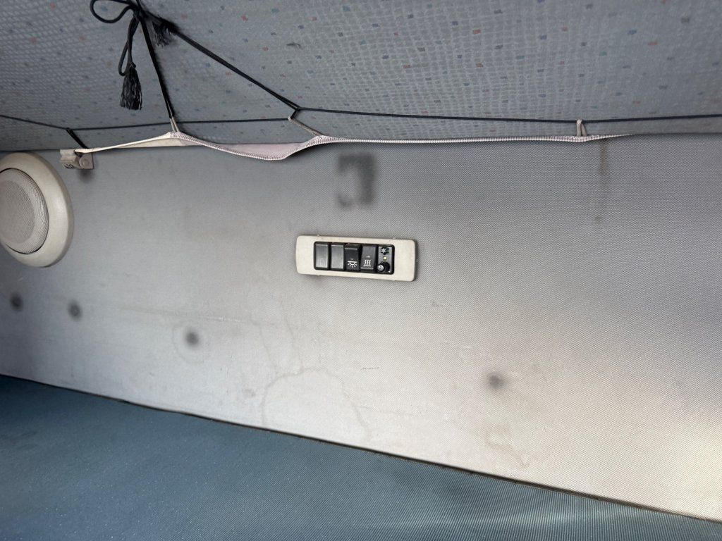 Volvo FM12.460 6x2 EURO 3 en leasing occasion Volvo FM12.460 6x2 EURO 3: photos 18