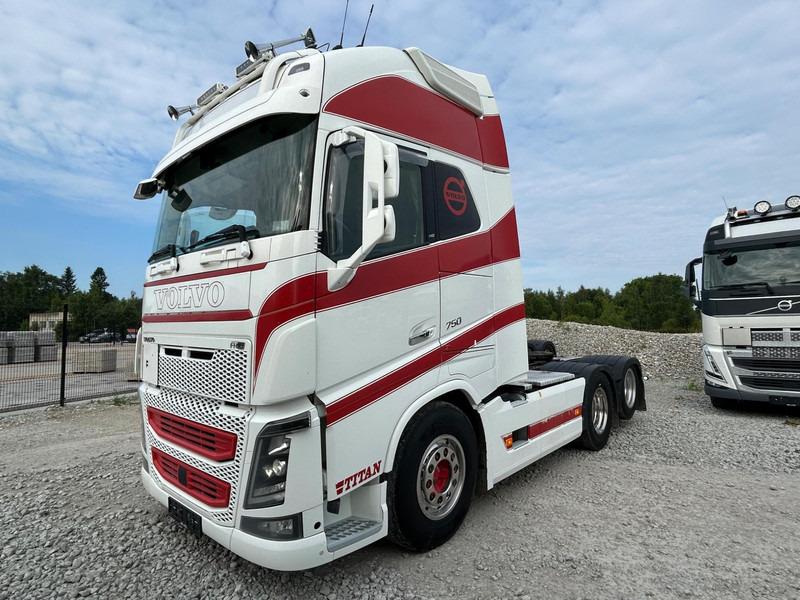 Volvo FH 16 750 6x2 | HIDASTIN | HYDRAULIIKKA | ADR | GLOBE XL | TULOSSA - Tracteur routier: photos 1 Volvo FH 16 750 6x2 | HIDASTIN | HYDRAULIIKKA | ADR | GLOBE XL | TULOSSA - Tracteur routier: photos 1