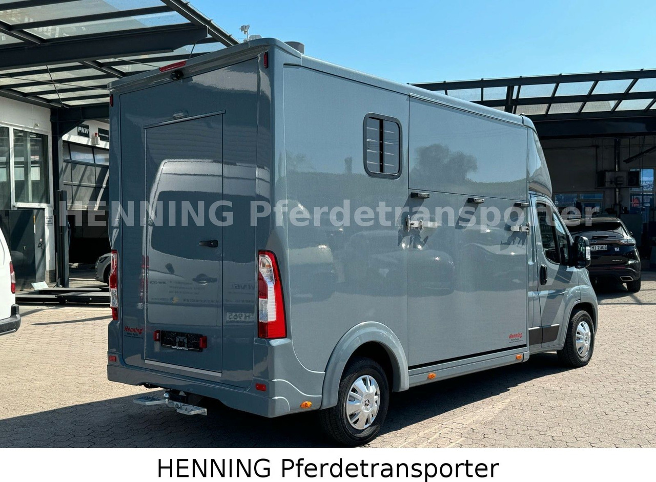 Peugeot Boxer 3-Sitzer *NEUWAGEN* 1000 KG NUTZLAST - Camion chevaux: photos 3 Peugeot Boxer 3-Sitzer *NEUWAGEN* 1000 KG NUTZLAST - Camion chevaux: photos 3