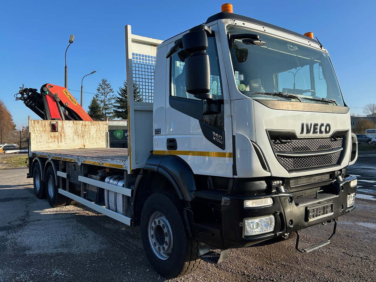 IVECO IVECO X-WAY 360 6X4 / PALFINGER PK.22002EH + REMOTE/ ROTATOR / 2018 - Camion grue: photos 2 IVECO IVECO X-WAY 360 6X4 / PALFINGER PK.22002EH + REMOTE/ ROTATOR / 2018 - Camion grue: photos 2