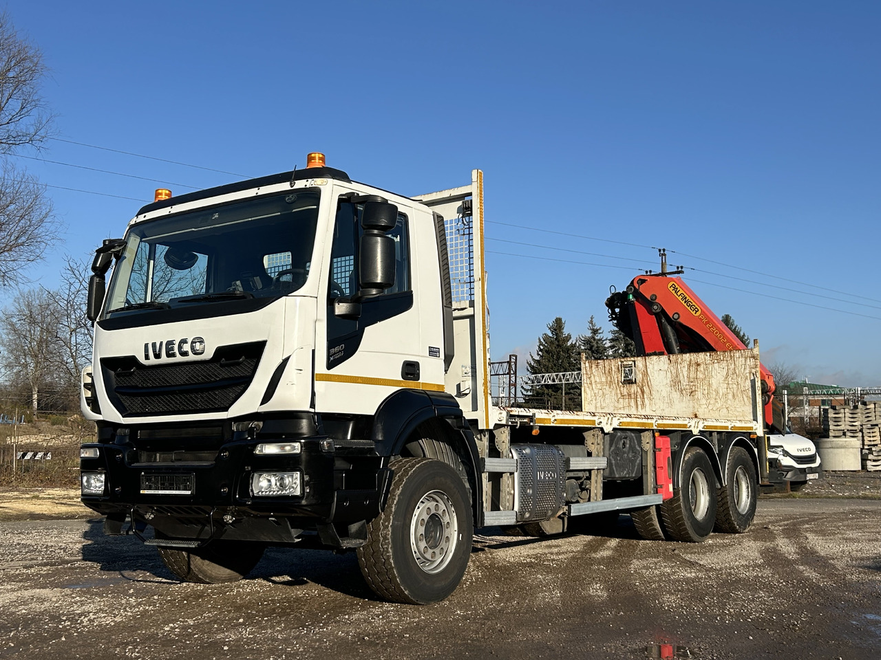 IVECO IVECO X-WAY 360 6X4 / PALFINGER PK.22002EH + REMOTE/ ROTATOR / 2018 - Camion grue: photos 1 IVECO IVECO X-WAY 360 6X4 / PALFINGER PK.22002EH + REMOTE/ ROTATOR / 2018 - Camion grue: photos 1