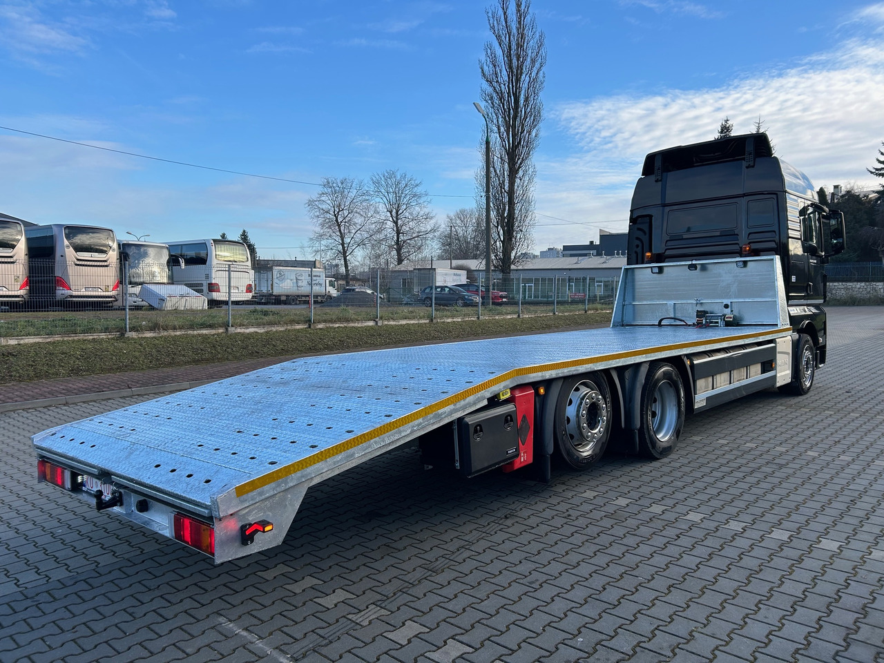 MAN TGX 26.460 / NEW GALVANIZED TOW TRUCK 2025 / WINCH - Camion porte-voitures: photos 3 MAN TGX 26.460 / NEW GALVANIZED TOW TRUCK 2025 / WINCH - Camion porte-voitures: photos 3