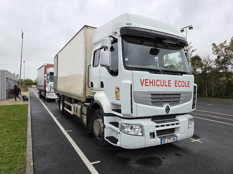 Renault Premium 380dxi - véhicule auto-école - Camion fourgon: photos 1 Renault Premium 380dxi - véhicule auto-école - Camion fourgon: photos 1