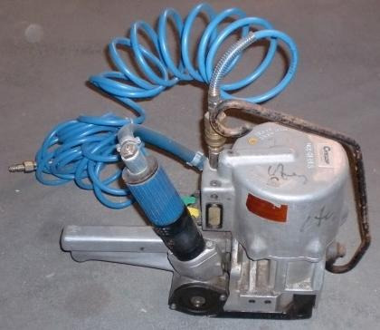 Cyklop OR-H 21A pneumatic steel strapping tool - Machine d'emballage et de conditionnement: photos 2 Cyklop OR-H 21A pneumatic steel strapping tool - Machine d'emballage et de conditionnement: photos 2