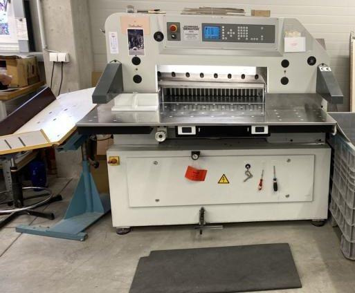 High-speed cutter Schneider SENATOR 78 E-Line - Massicot: photos 1 High-speed cutter Schneider SENATOR 78 E-Line - Massicot: photos 1
