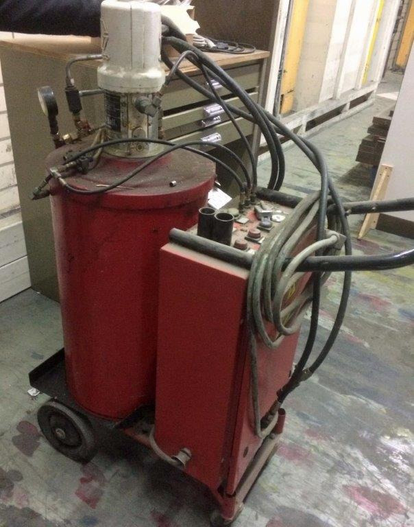 Graco Compressed Air Oil Press - Matériel industriel: photos 1 Graco Compressed Air Oil Press - Matériel industriel: photos 1