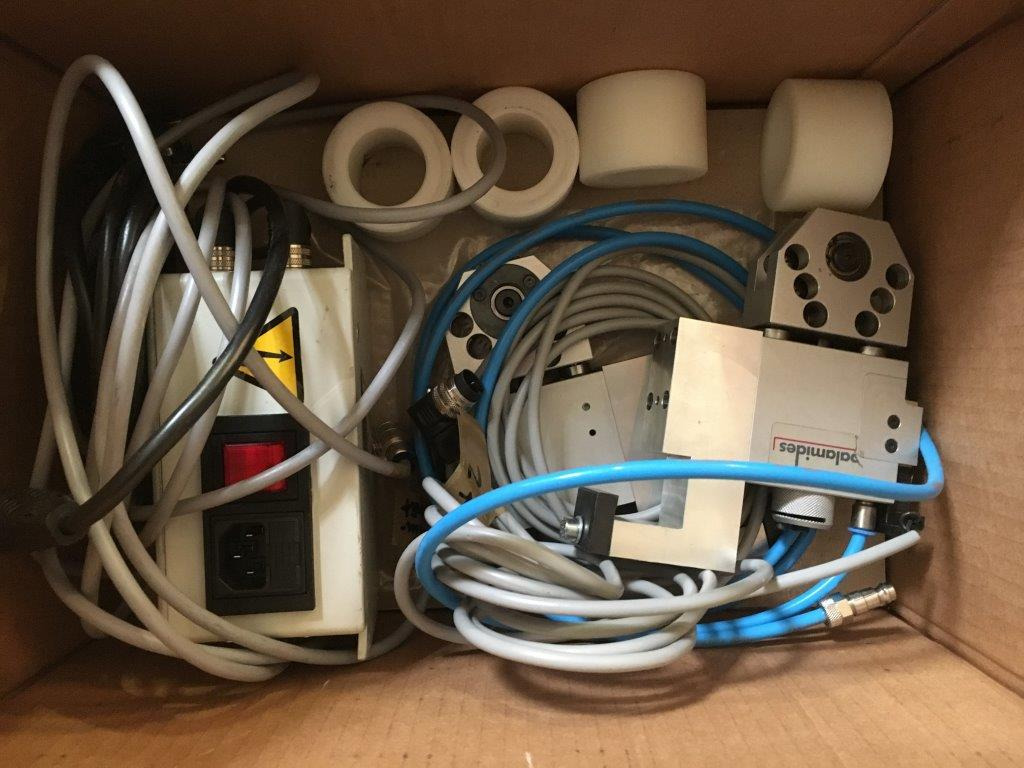 Palamides TK-30 clock perforating head - Plieuse de bureau: photos 1 Palamides TK-30 clock perforating head - Plieuse de bureau: photos 1