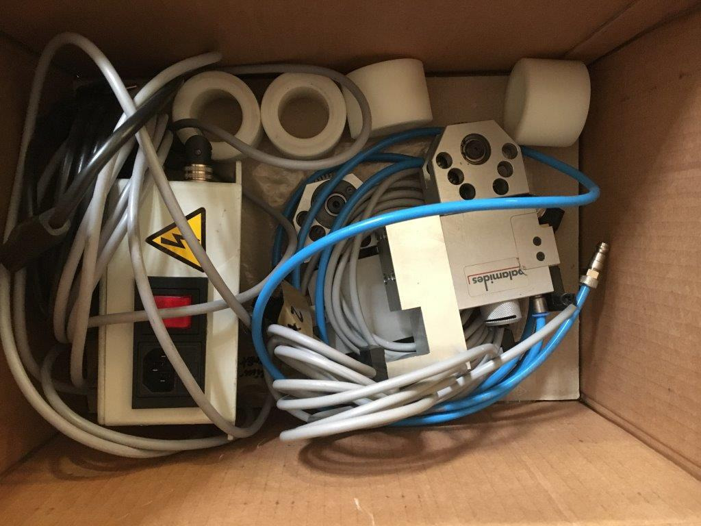 Palamides TK-30 clock perforating head - Plieuse de bureau: photos 3 Palamides TK-30 clock perforating head - Plieuse de bureau: photos 3