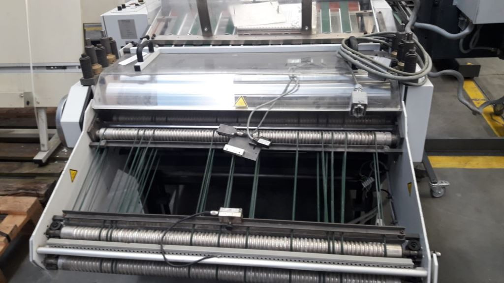 Vertical stack delivery with compression station Heidelberg Stahlfolder VSA 86 H - Plieuse de bureau: photos 2 Vertical stack delivery with compression station Heidelberg Stahlfolder VSA 86 H - Plieuse de bureau: photos 2