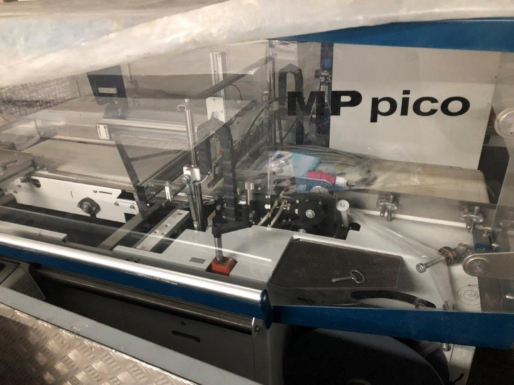 As new film packaging with forming shoulder machine Beck Multiplex Pico MP with shrink tunnel HV 601 - Machine d'emballage et de conditionnement: photos 1 As new film packaging with forming shoulder machine Beck Multiplex Pico MP with shrink tunnel HV 601 - Machine d'emballage et de conditionnement: photos 1