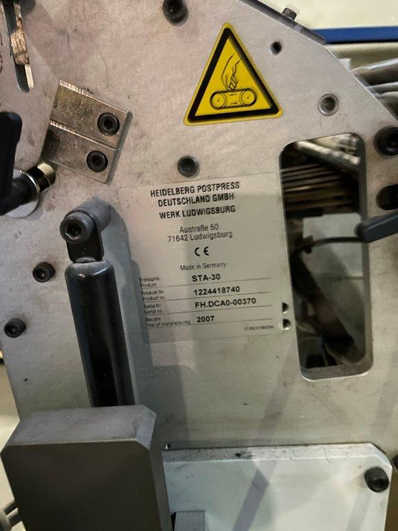 Small sized mobile stack delivery Heidelberg Stahlfolder STA 30 F - Plieuse de bureau: photos 2 Small sized mobile stack delivery Heidelberg Stahlfolder STA 30 F - Plieuse de bureau: photos 2