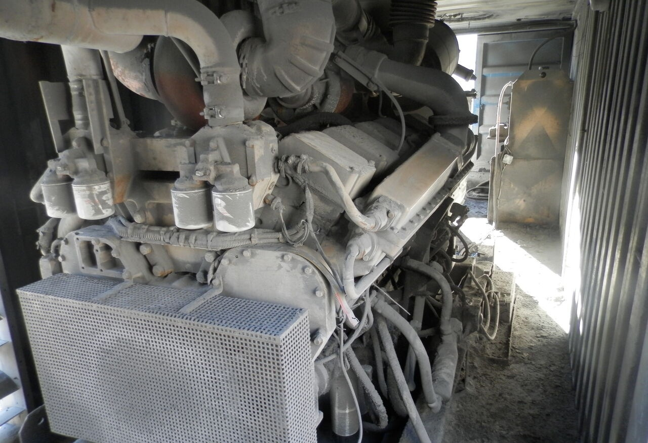 Cummins KTTA38-G - Groupe électrogène: photos 3 Cummins KTTA38-G - Groupe électrogène: photos 3