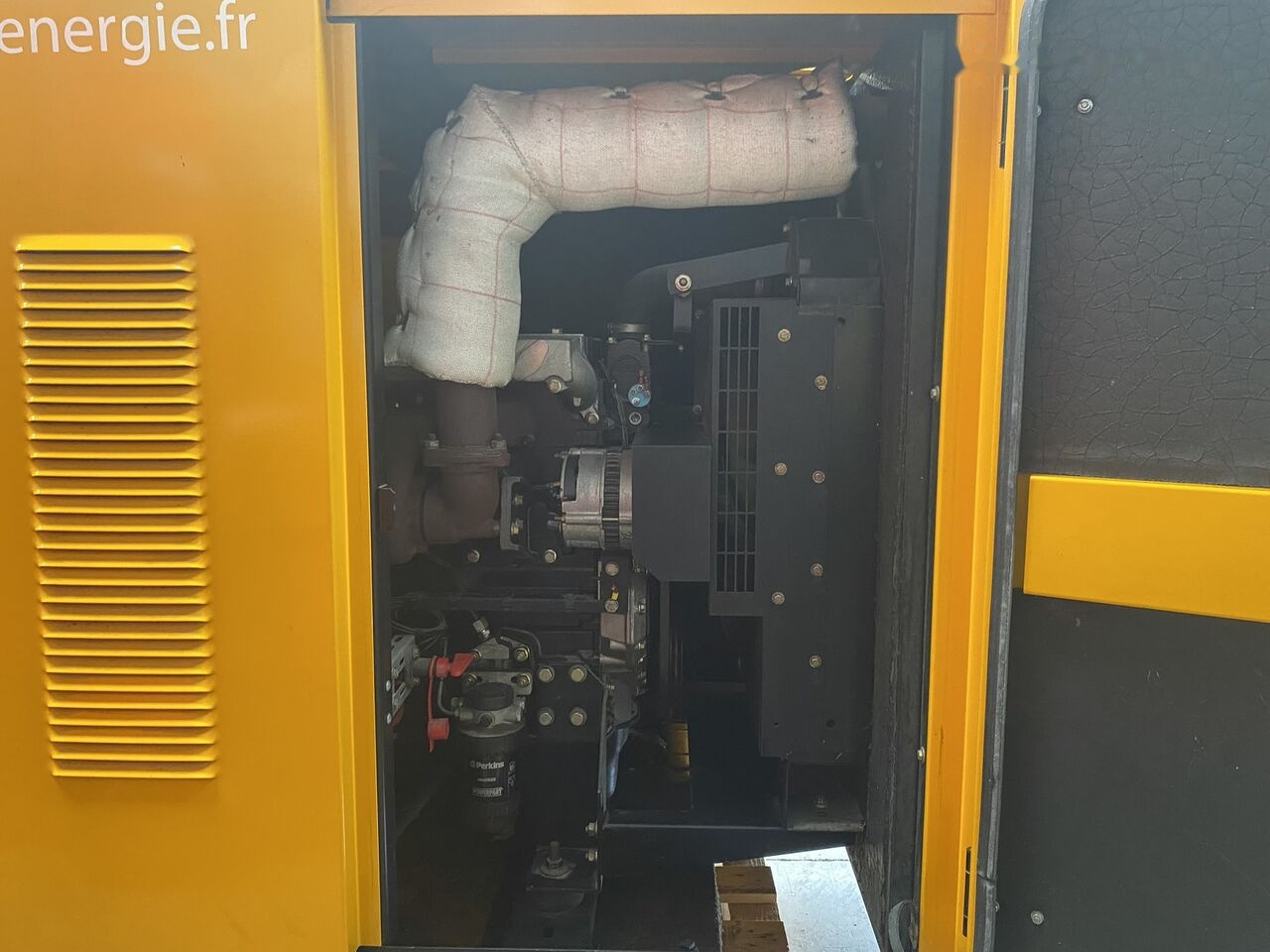 SDMO Perkins 75 kVa Diesel - Groupe électrogène: photos 3 SDMO Perkins 75 kVa Diesel - Groupe électrogène: photos 3