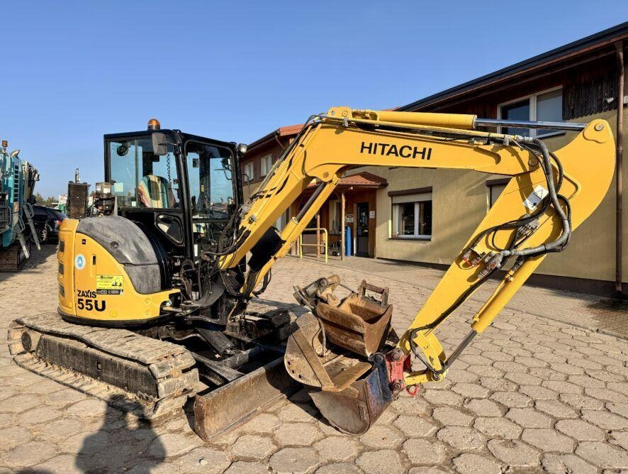 Hitachi ZX55U-5A - Mini pelle: photos 2 Hitachi ZX55U-5A - Mini pelle: photos 2