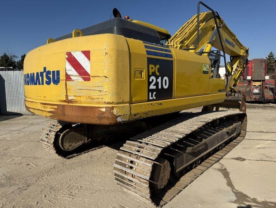 Komatsu PC210LC-7K - Pelle sur chenille: photos 3 Komatsu PC210LC-7K - Pelle sur chenille: photos 3
