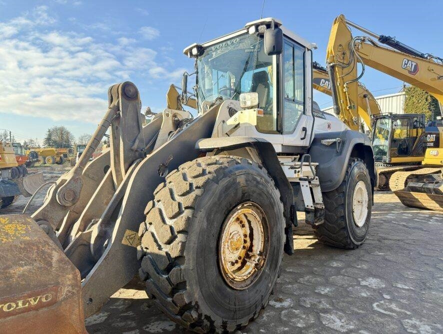 Volvo L120H  - Chargeuse sur pneus: photos 3 Volvo L120H  - Chargeuse sur pneus: photos 3