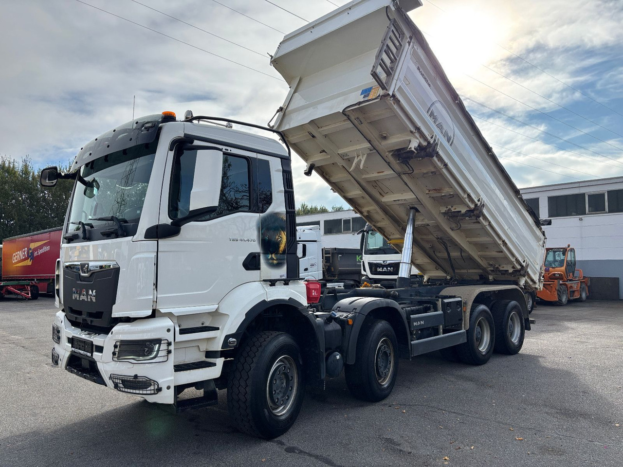 MAN TGS 41.470 8x4/Pritarder/16m³ - Camion benne: photos 2 MAN TGS 41.470 8x4/Pritarder/16m³ - Camion benne: photos 2