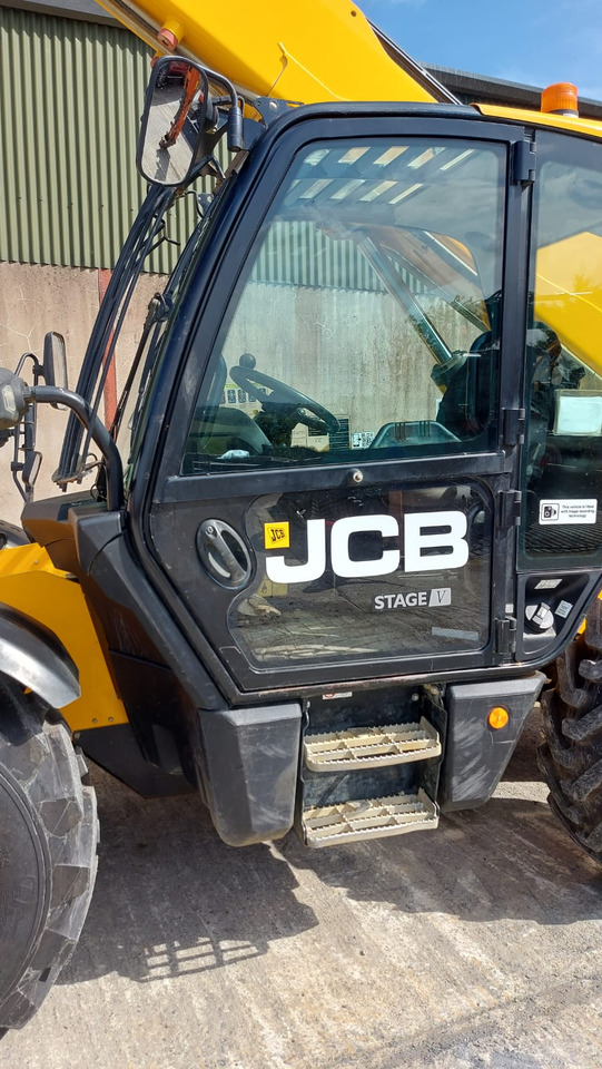 JCB 540-140 - Chariot télescopique: photos 3 JCB 540-140 - Chariot télescopique: photos 3