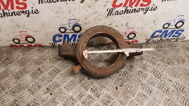 Case Cx70, Cx80, Cx90, Cx100 Front Axle Support Rear B510160 - Essieu avant pour Tracteur agricole: photos 1 Case Cx70, Cx80, Cx90, Cx100 Front Axle Support Rear B510160 - Essieu avant pour Tracteur agricole: photos 1