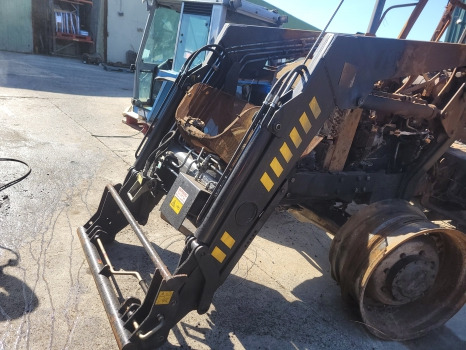 Case Mxm120, Mxm140, Mxm130 New Holland Tm120, Tm140, Tm150 Rossmore Loader - Chargeur frontal pour tracteur: photos 1 Case Mxm120, Mxm140, Mxm130 New Holland Tm120, Tm140, Tm150 Rossmore Loader - Chargeur frontal pour tracteur: photos 1