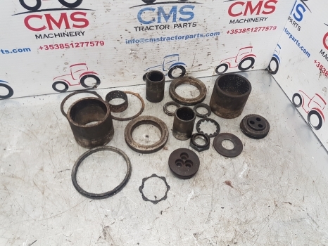 Claas Ares 800 Series 836 Pro Active Front Axle Assorted Parts - Essieu avant pour Tracteur agricole: photos 1 Claas Ares 800 Series 836 Pro Active Front Axle Assorted Parts - Essieu avant pour Tracteur agricole: photos 1
