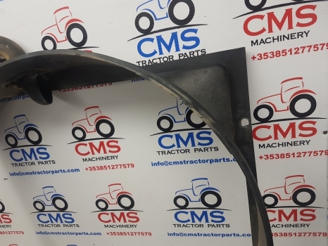 Claas Arion 500, 600 Series 530, 640 Radiator Cowl 0021635411, 21635411 - Radiateur: photos 5 Claas Arion 500, 600 Series 530, 640 Radiator Cowl 0021635411, 21635411 - Radiateur: photos 5