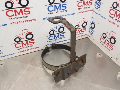 Claas Arion 640, 500, 600 Air Reservoir Clamp 0021528691, 0021879101 - Pièces de frein pour Tracteur agricole: photos 4 Claas Arion 640, 500, 600 Air Reservoir Clamp 0021528691, 0021879101 - Pièces de frein pour Tracteur agricole: photos 4
