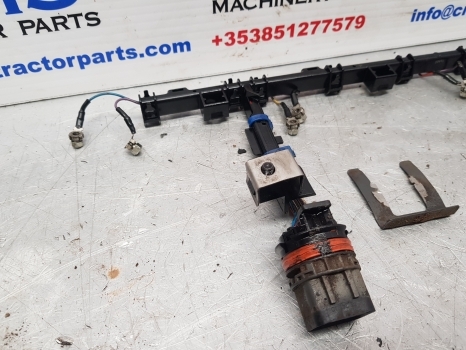Claas Arion 640 A36, A37 Engine Injectors Wiring Loom 0011467660, 0011505370, - Câble/ Fil pour Tracteur agricole: photos 2 Claas Arion 640 A36, A37 Engine Injectors Wiring Loom 0011467660, 0011505370, - Câble/ Fil pour Tracteur agricole: photos 2