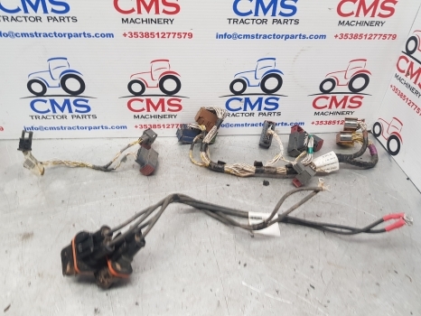 Claas Arion 640 Cab Wiring Loom 0022371370, 0022371372, 22371370, 22371372 - Câble/ Fil pour Tracteur agricole: photos 4 Claas Arion 640 Cab Wiring Loom 0022371370, 0022371372, 22371370, 22371372 - Câble/ Fil pour Tracteur agricole: photos 4