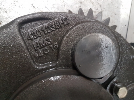 Claas Arion Rear Axle Plannet Gear, Carrier 6005019450, 0011330760, 4301238h2 - Essieu arrière pour Tracteur agricole: photos 3 Claas Arion Rear Axle Plannet Gear, Carrier 6005019450, 0011330760, 4301238h2 - Essieu arrière pour Tracteur agricole: photos 3