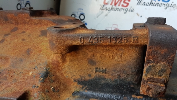 Deutz Dx 3.90 Transmission Gearbox Housing 043251440 - Boîte de vitesse et pièces pour Tracteur agricole: photos 5 Deutz Dx 3.90 Transmission Gearbox Housing 043251440 - Boîte de vitesse et pièces pour Tracteur agricole: photos 5