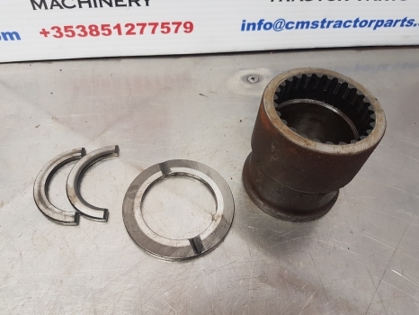 Deutz Dx110, Dx120, Dx145 Transmisssion Sleeve 04300660, 01107855, 04391136 - Boîte de vitesse et pièces pour Tracteur agricole: photos 2 Deutz Dx110, Dx120, Dx145 Transmisssion Sleeve 04300660, 01107855, 04391136 - Boîte de vitesse et pièces pour Tracteur agricole: photos 2