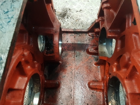 Deutz Dxbis 110, 85, 90 Transmission Back Housing 02388963, 4328896rk, 4328896r - Boîte de vitesse et pièces pour Tracteur agricole: photos 5 Deutz Dxbis 110, 85, 90 Transmission Back Housing 02388963, 4328896rk, 4328896r - Boîte de vitesse et pièces pour Tracteur agricole: photos 5