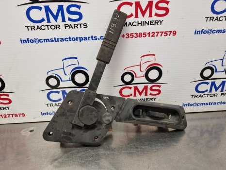 Fiat 115-90, 90, Tl Series, T5000, Accelerator Control Lever Assy 5115443 - Cabine et intérieur: photos 2 Fiat 115-90, 90, Tl Series, T5000, Accelerator Control Lever Assy 5115443 - Cabine et intérieur: photos 2