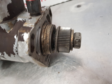 Fiat 780, 780dt Fuel Injector Pump Parts 3342f450, 771050, 771151 - Injecteur: photos 3 Fiat 780, 780dt Fuel Injector Pump Parts 3342f450, 771050, 771151 - Injecteur: photos 3