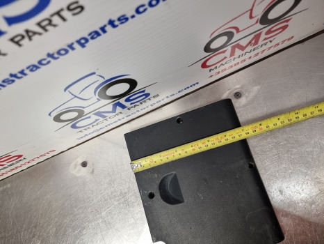 Fiat F140, F120, F130, F Series, Cab Interior Panel, Element Cover 5154444 - Cabine et intérieur: photos 5 Fiat F140, F120, F130, F Series, Cab Interior Panel, Element Cover 5154444 - Cabine et intérieur: photos 5